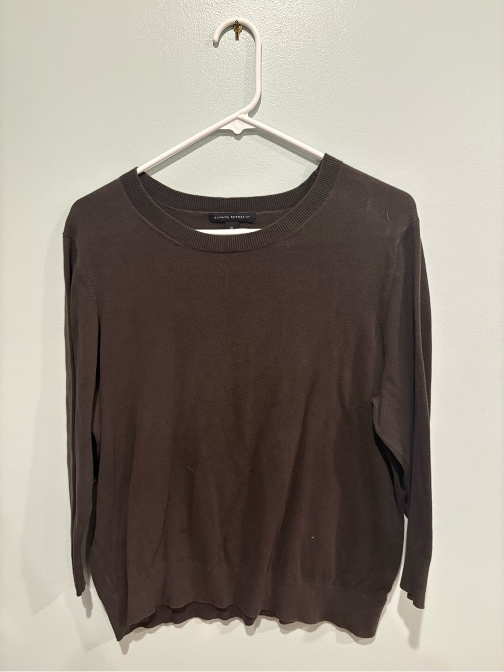Banana Republic Brown Crewneck Sweater - Women's Classic Knit